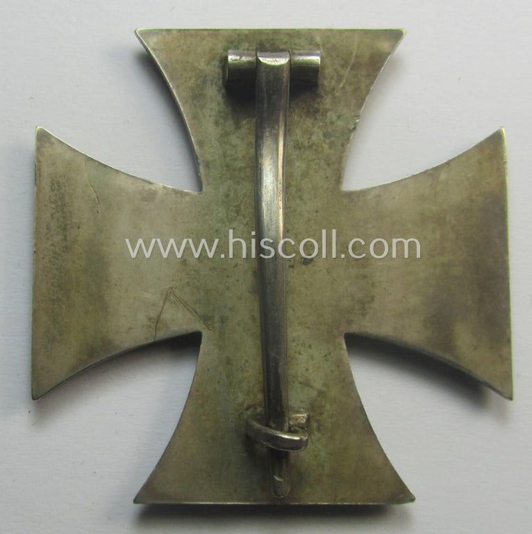 'Eisernes Kreuz 1. Klasse' (or: Iron Cross 1st class) being an early-period- and/or clearly maker- (ie. 'L/50'-) marked example by the maker: 'Gebr. Godet'