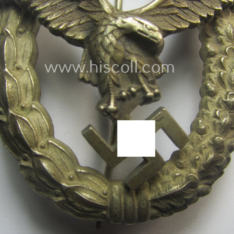 Superb, WH (Luftwaffe) 'Flugzeugführer-Abzeichen' (or: pilots'-badge) being a (typical) non-maker-marked- and/or: 'Buntmetall'-based example by the maker: 'Friedrich Linden' and that came stored in its period etui