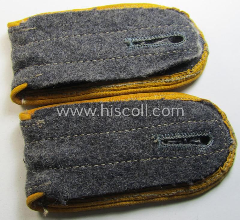 Superb - and fully matching! - pair of later-war-period, so-called: 'M44'-pattern, simplified WH (Luftwaffe) NCO-type shoulderstraps as was intended for usage by a: 'Feldwebel der Flieger o. Fallschirm-Truppen'