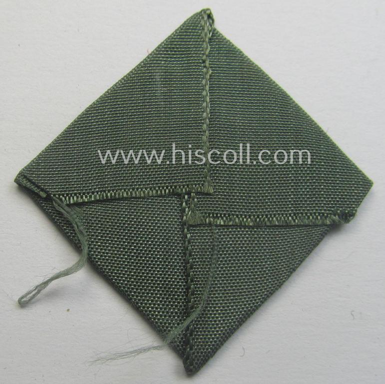 WH (Heeres) 'standard-issue'-pattern side-cap-cocarde (ie. 'Kokarde für Schiffchen-Mütze') as executed in: 'BeVo'-weave pattern