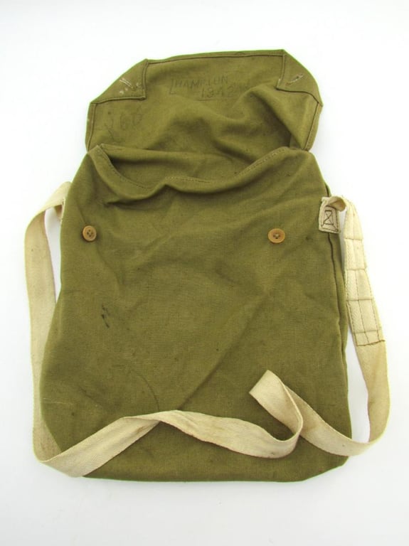 British WWII Civil Defence(Police/Fire service,Wardens) Gasmask & Carrying bag