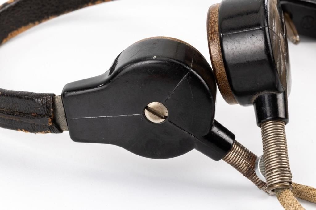 WWII German Panzer throat mike set