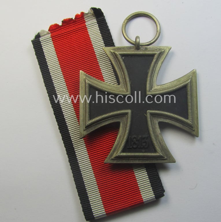 Maker- (ie. '25'-) marked 'Eisernes Kreuz II. Klasse' by the company: 'AG der Graveur-, Gold- und Silberschmiede-Innungen'