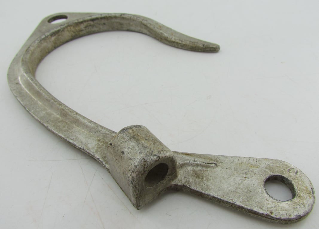 Wehrmacht Field Telephone Cable Tension Hook (Abspannhaken), dated 1937.