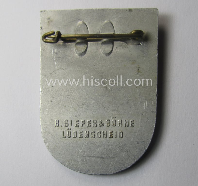 Commemorative, 'N.S.D.A.P.'-related 'tinnie', being a maker- (ie. 'R. Sieper & S.'-) marked example depicting a resting N.S.D.A.P.-party-eagle coupled with the text: 'Wiedersehensfeier der alten Parteigenossen - Rattingen-Ruhr - 15./17. Juni 1935'