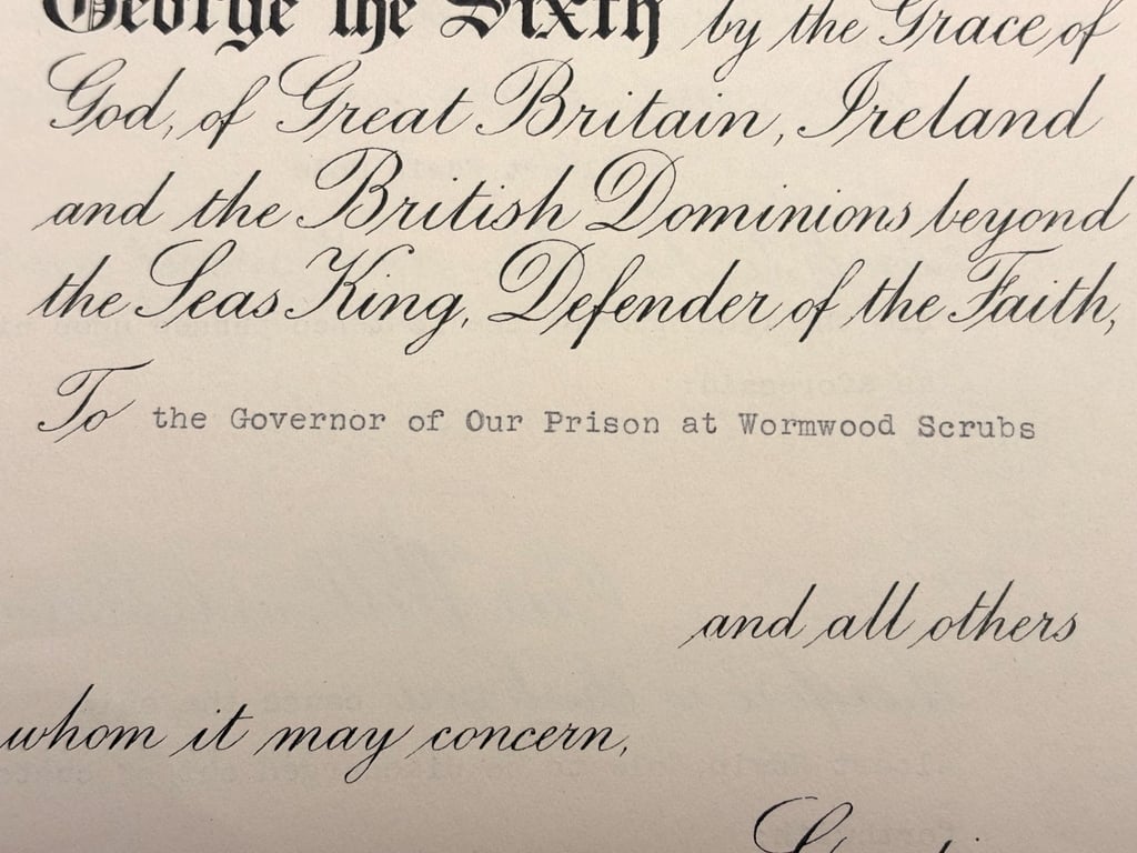 VI 1943.AUTHENTIC WARTIME KINGS ROYAL PARDON HAND SIGNED BY KING GEORGE