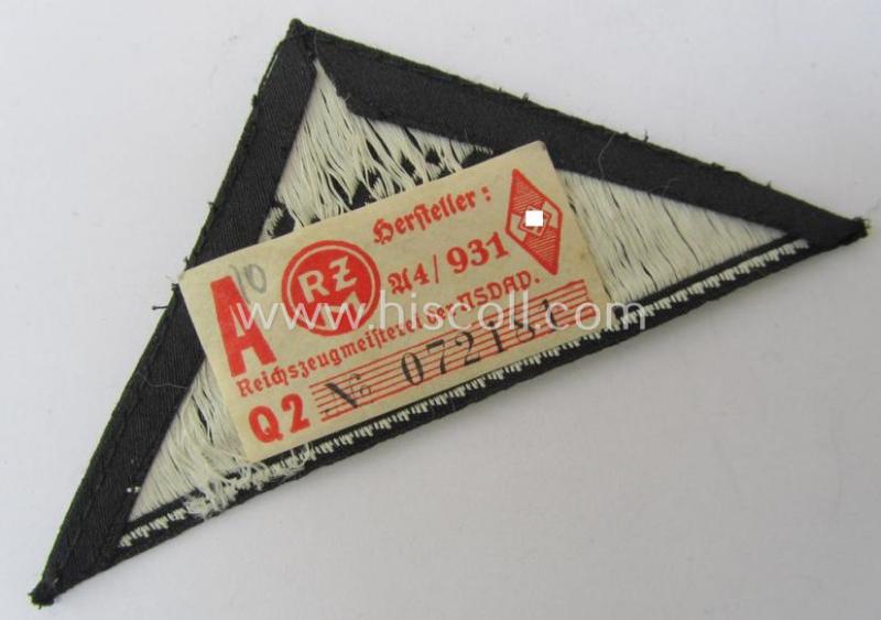 'HJ' ('Hitlerjugend') ie. 'BDM'- ('Bund Deutscher Mädel') district-triangle (ie. 'Gebietsdreieck') entitled: 'Südost Wien' (being a hardly used- nor worn example that still retains its period-attached 'RzM'-etiket)