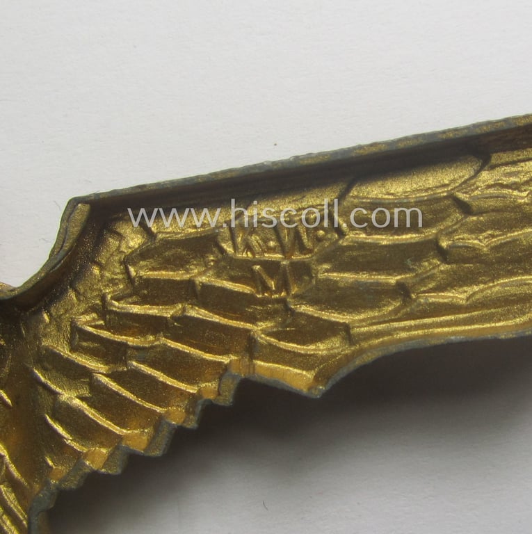 Truly worn, larger-sized, WH (Kriegsmarine): 'DAK' (ie. 'Deutsches Afrikakorps') zinc- (ie. 'Feinzink'-) based- and/or 'Feuervergoldetes' so-called: 'pith-helmet' eagle-device
