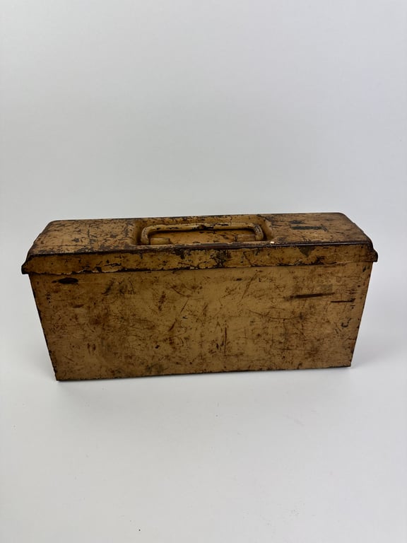 Mg 34/42 "Tan"Patronenkasten 41 with flat lid ( rare)