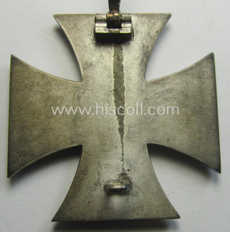 Superb, 'Eisernes Kreuz 1. Klasse' (ie. Iron Cross 1st class) being an (I deem) early-war-period-produced (albeit non-maker-marked) example and that comes complete in its specific etui as issued and/or recently found