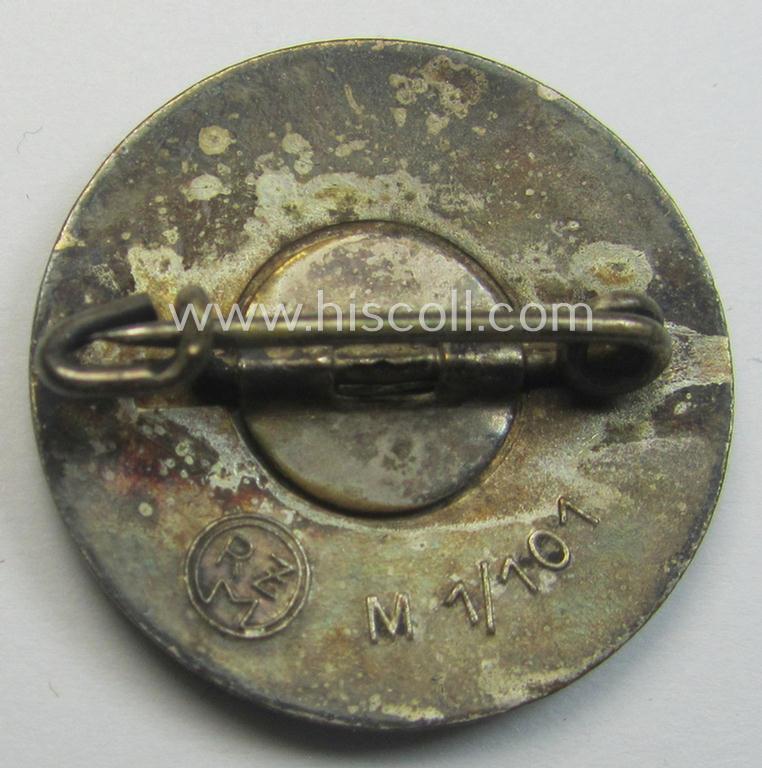 'N.S.D.A.P. - Parteiabzeichen' showing the makers'-designation: 'RzM' and/or: 'M1/101'