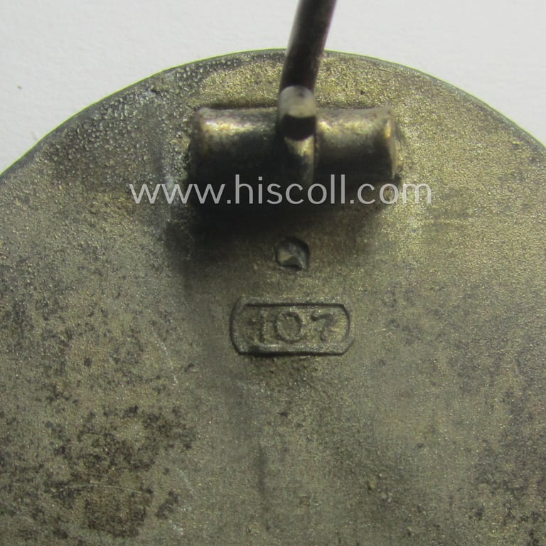 Silver-class woundbadge (or: 'Verwundeten Abzeichen in Silber') being a nicely maker- (ie. '107'-) marked example (as was produced by the desirable 'Hersteller' ie. maker: 'Carl Wild')