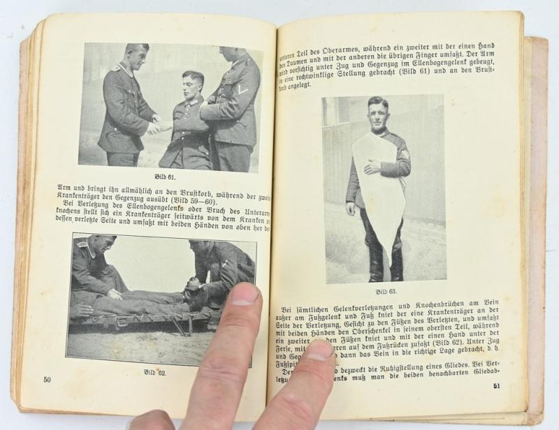 German WH Medic Manual 'Sanitatsfibel'
