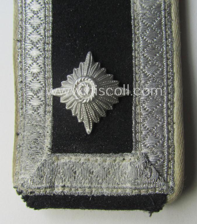 Single, Waffen-SS NCO-type shoulderstrap: 'SS-Oberscharführer' who served within the: 'SS-Infanterie-Truppen'