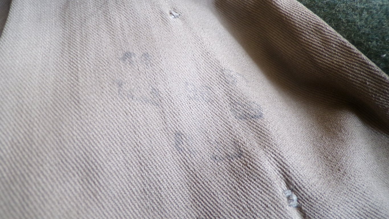 M36 Greatcoat to a Hauptmann Jäger