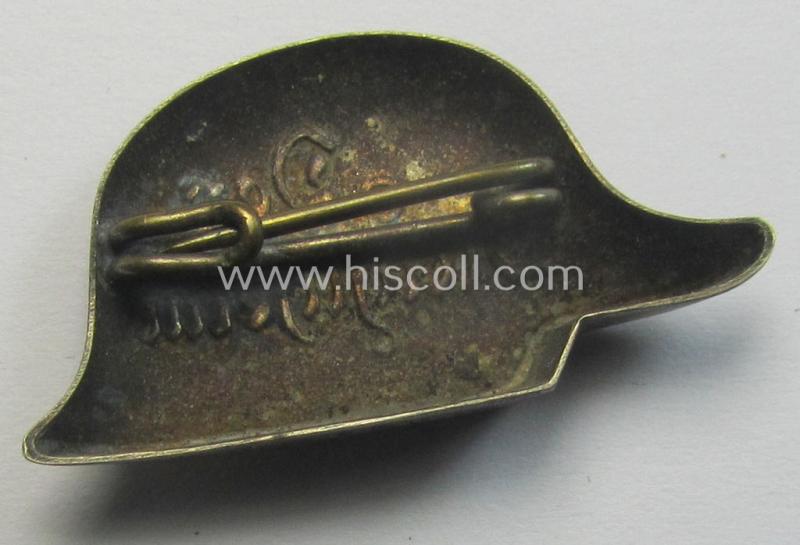 Attractive lapel-pin (ie. 'Zivilabzeichen') denoting membership within: 'Der Stahlhelm' - Bund der Frontsoldaten (Sta)' being a neatly maker- (ie. 'G.D.'-) marked example that is executed in silvered metal (ie. 'Buntmetall')