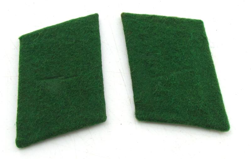 Luftwaffe Field Division collar tabs