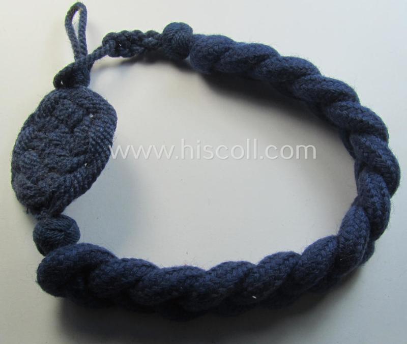 WH (Kriegsmarine) 'Schützenschnur für Gewehrschützen der 3. Stufe' (ie. naval rifle-shooting-lanyard of the third class) as was specifically intended for usage by the various 'Kriegsmarine'-troops