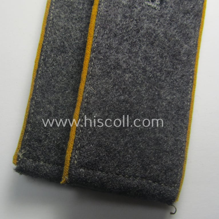 Moderately used- and/or worn, pair of WH (Luftwaffe) EM-type shoulderstraps as intended for usage by a: 'Soldat der Flieger- o. Fallschirmjäger-Trpn.'