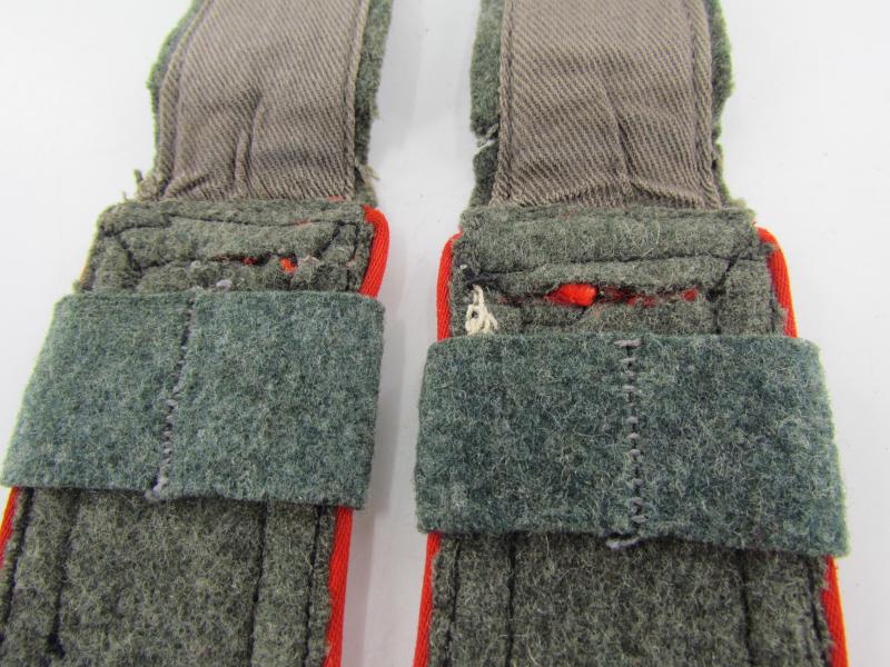 Wehrmacht Heer Artillery Shoulder Boards Regiment 648