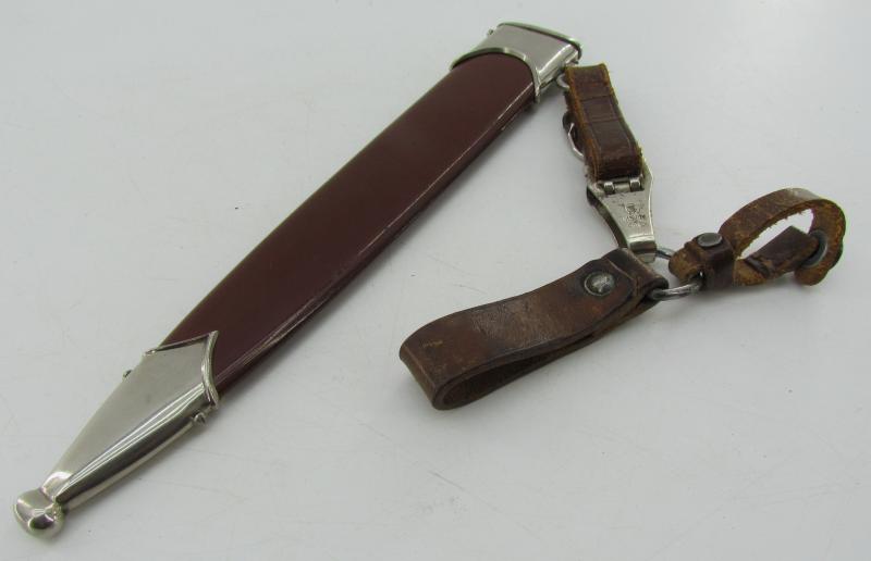 SA Dagger by M7/33 – F.W. Höller with Three Piece Hanger