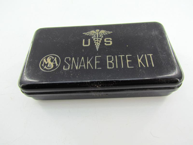Complete US WWII Snake Bite Kit....Rare