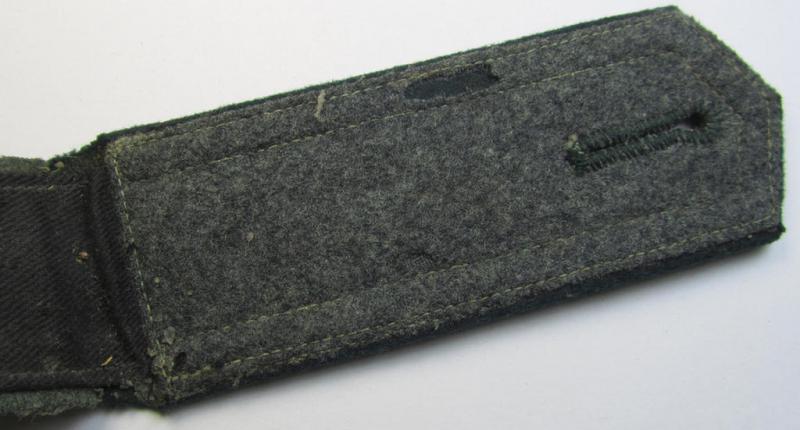 Single - and actually not that often seen! - WH (Heeres) NCO-type (ie. 'M36-/M40'-pattern- and 'pointed styled-') 'cyphered' shoulderstrap as was intended for usage by an: 'Uffz. des Infanterie-Regiments 11'