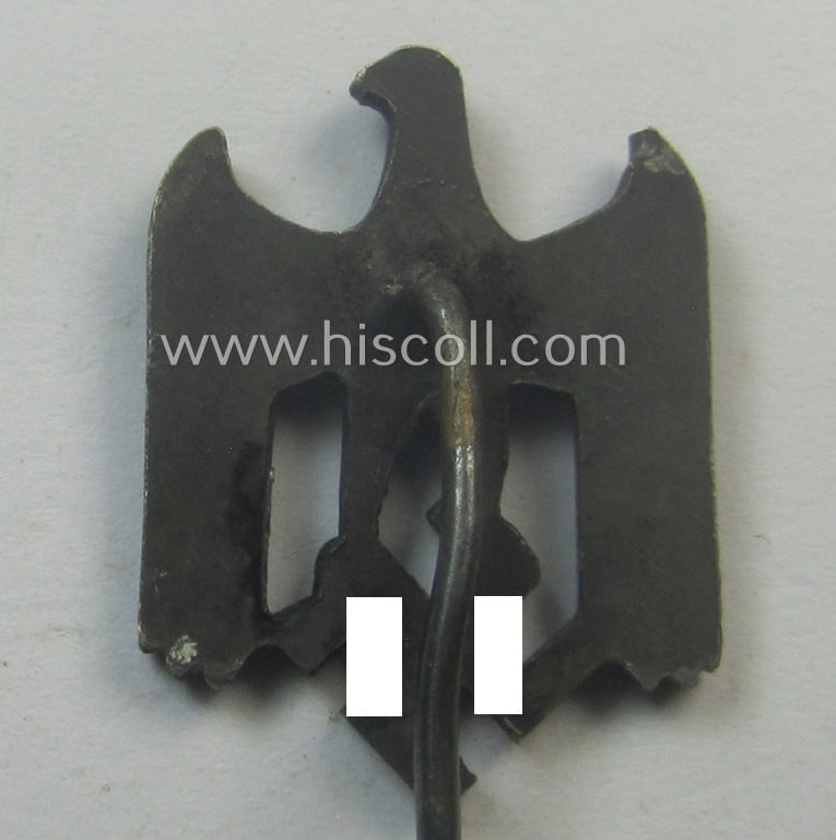 Silver-toned- (and: 'Buntmetall'-based) WH (Heeres) so-called: 'Zivilabzeichen' (or: army civil-attire badge) being a very detailed (albeit non-maker-marked) example that comes mounted onto its long-sized pin