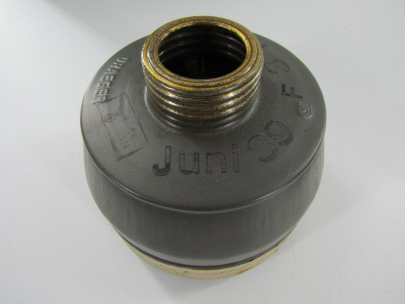 AUER German Luftschutz gasmask set..... Almost Mint