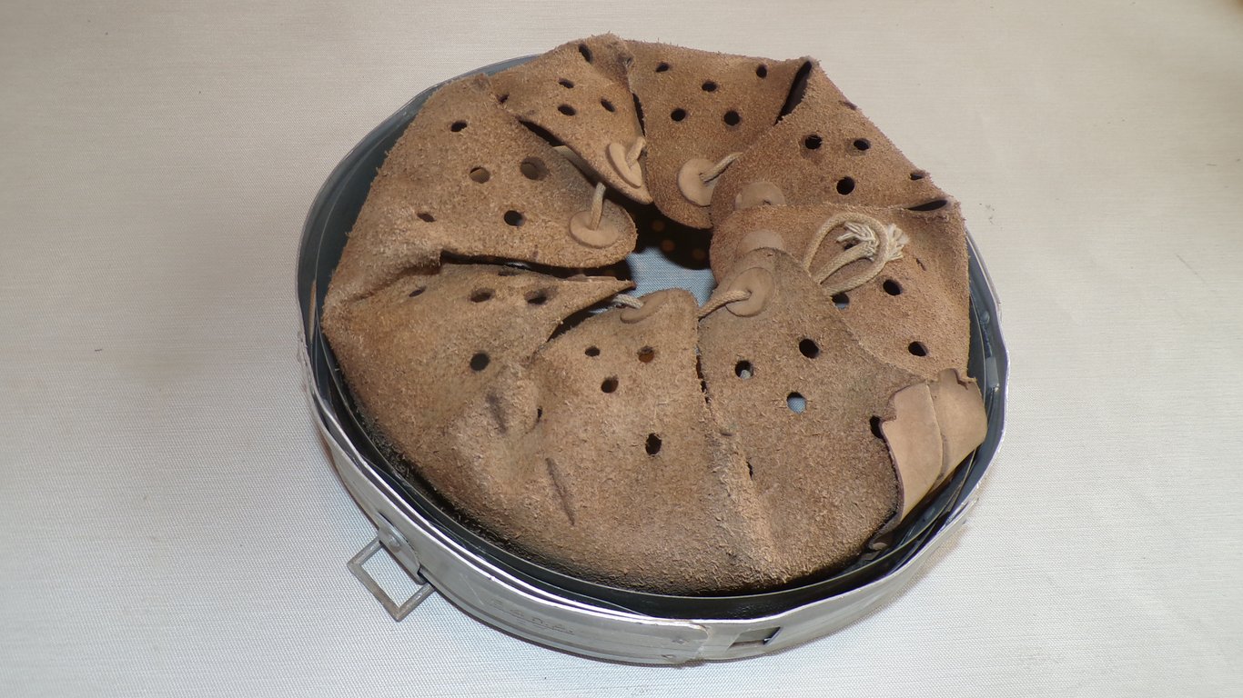 Unissued Mint M31 Helmet Liner - B&C Berlin 1939