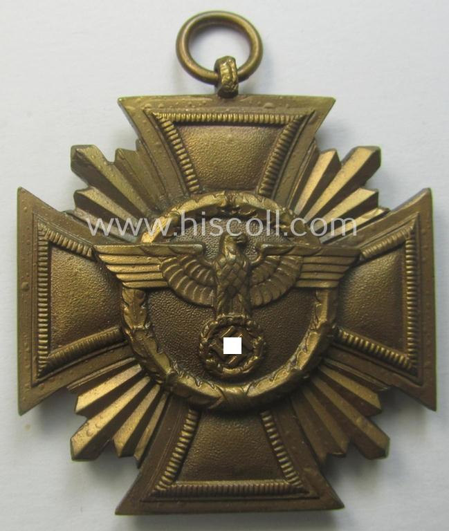 'N.S.D.A.P. D.A. in Bronze' (ie. '3. Stufe für 10 Jahre t. D.') being a non-maker-marked example that comes stored with its accompanying miniature(!) in its typical two-pieced 'RzM M1/52'-marked etui