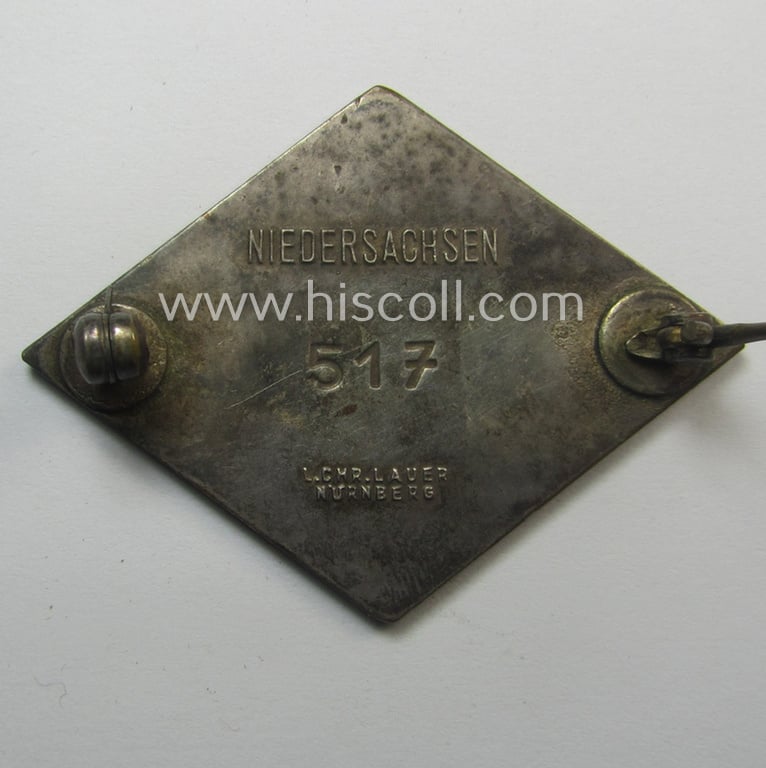 Attractive - and unusually found! - example of a DRK-related, TR-period nurses'-badge or: 'Dienstbrosche des Agnes Karll Schwesternverband' being a serial-numbered example that comes in a fully untouched condition