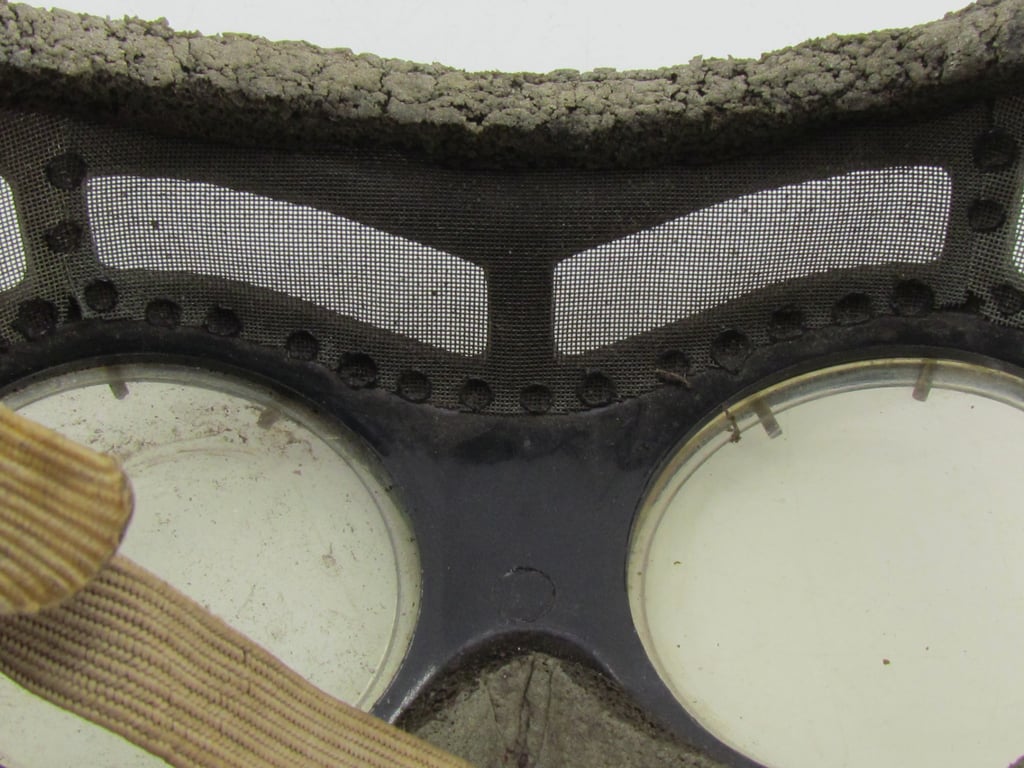 Luftschutz / Civil Defence Protective Goggles