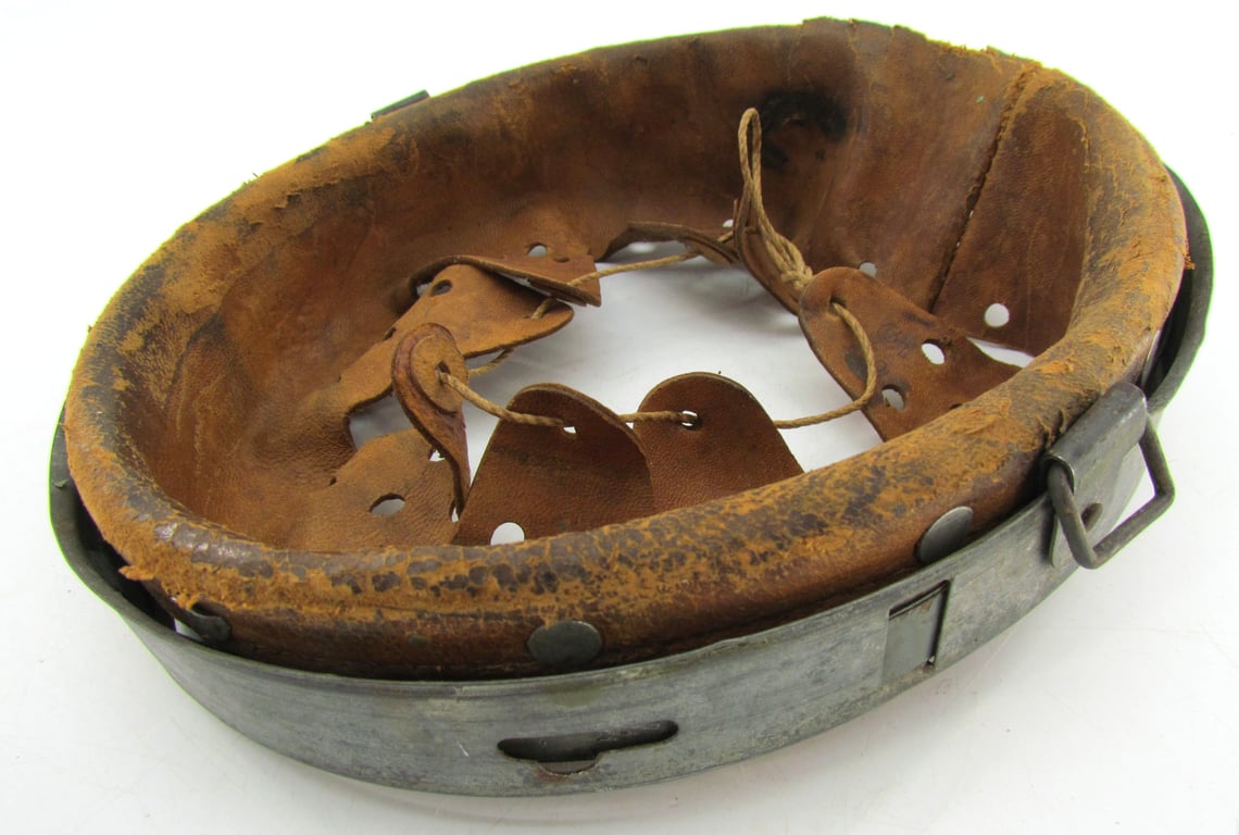 M31 Stahlhelm Liner – B.&C. Berlin 1941 – Size 66/58