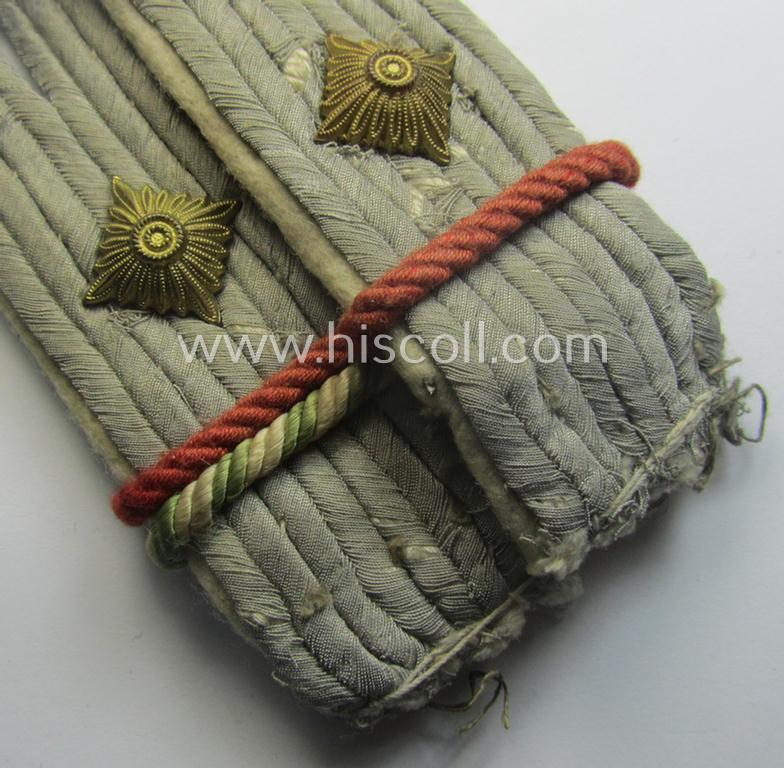 Pair of WH (Heeres) officers'-pattern shoulderboards: 'Oberleutnant der Infanterie-Trpn.' (that comes with a pair of scarcely seen regimental-indicator-'Laschen' period-attached)