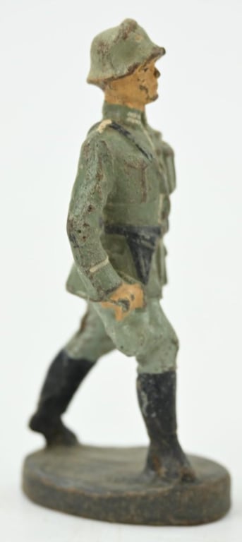 German Elastolin Toy Figure 'Officer'