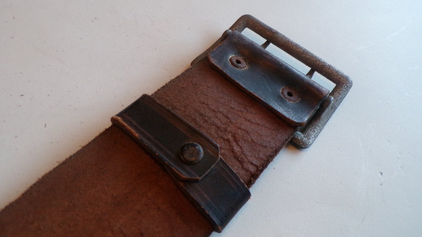 Heer Zweidornschnalle officers belt