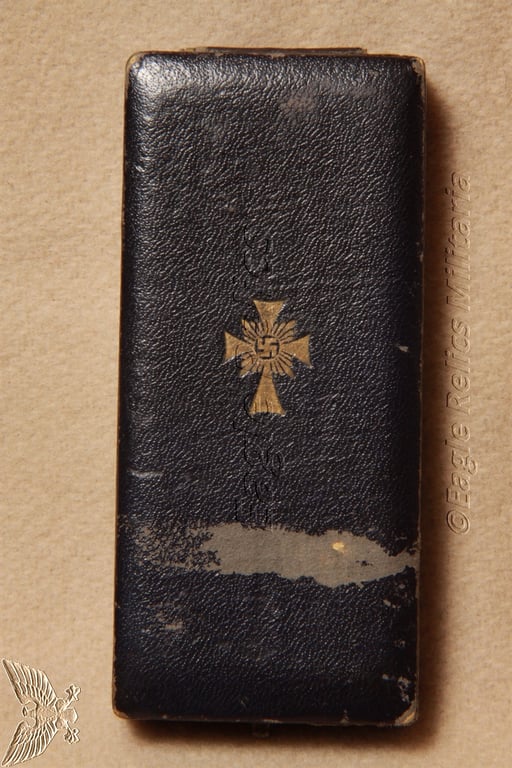 Boxed Mothers Cross in Gold – Ehrenkreuz der Deutschen Mutter in Gold