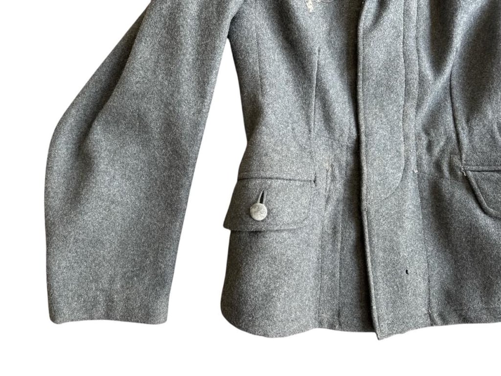 Luftwaffe Signals ( Nachrichten ) NCO Fliegerbluse with Afrika Cufftitle