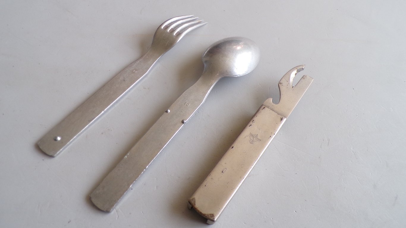 Field cutlery set