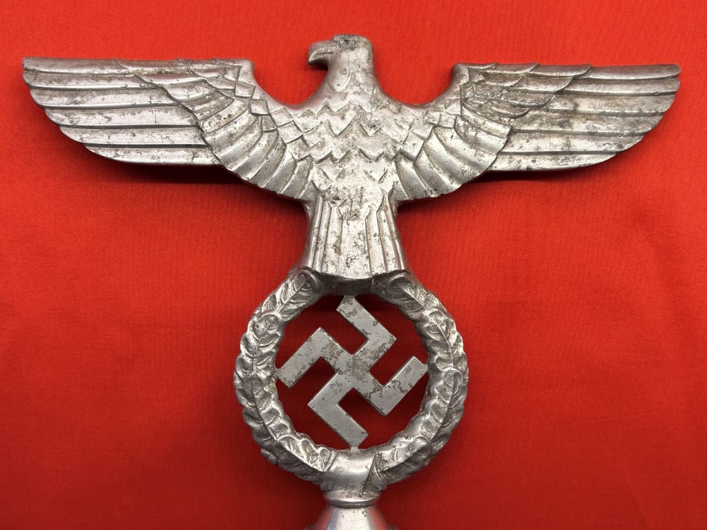 AUTHENTIC ORIGINAL 1938 WWII GERMAN NSDAP POLITICAL LEADERS FLAG POLE EAGLE FINIAL.