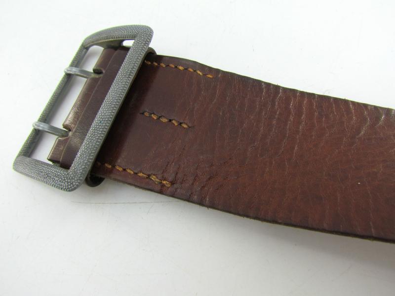Wehrmacht Brown Leather officer ‘Zweidorn’ double claw belt
