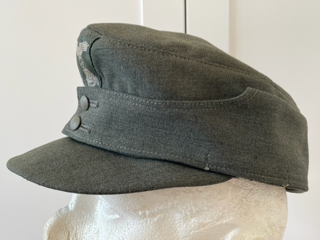 GERMAN WWII WAFFEN SS M43 ENLISTED MANS CAP.