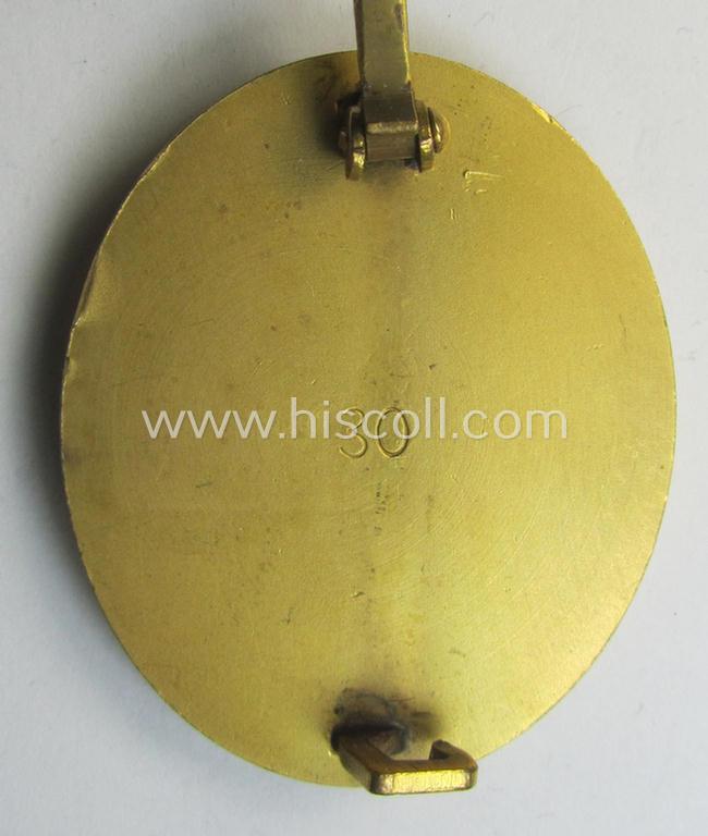 Superb - and just moderately used- and/or worn! - 'Verwundeten-Abzeichen in Gold' being a clearly maker- (ie. '30'-) marked- and 'Buntmetall'-based example as was produced by the Austrian maker (ie. 'Hersteller') named: 'Hauptmünzamt Wien'