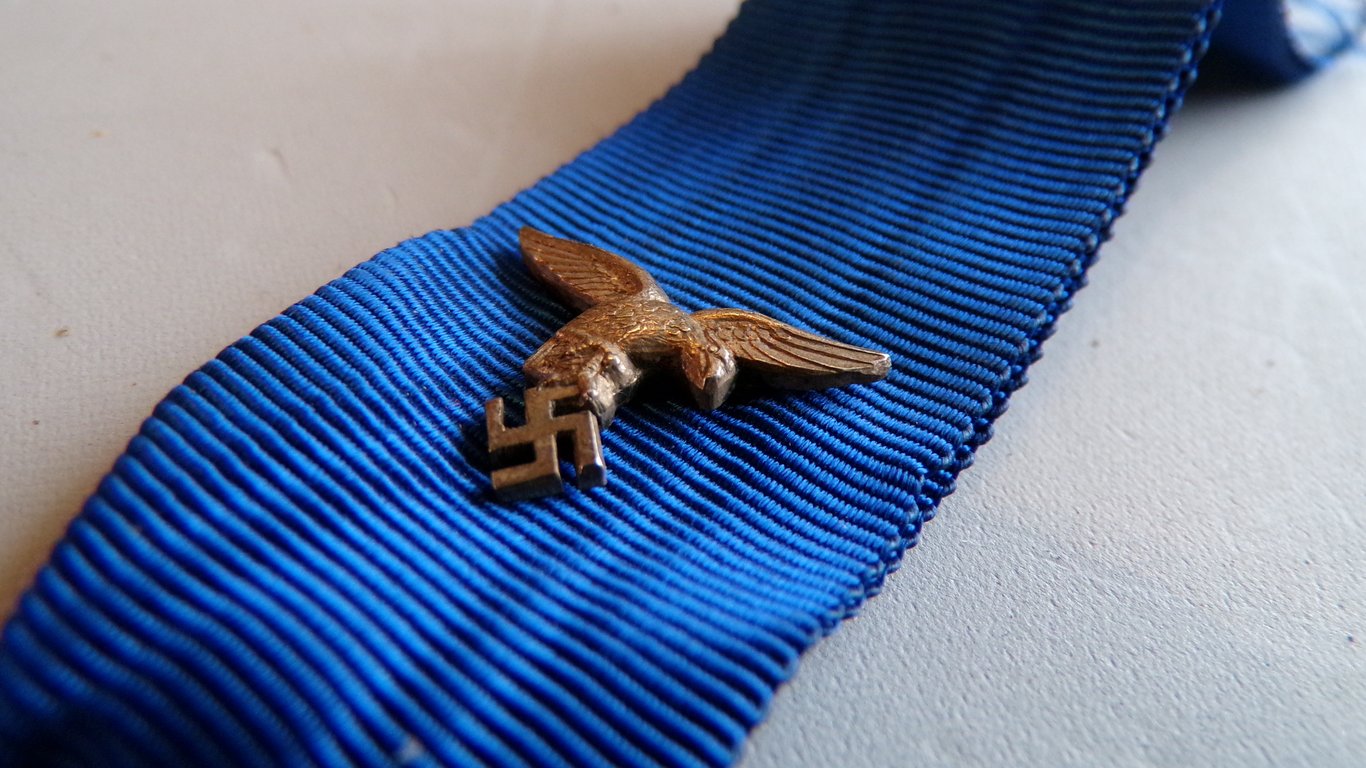 Luftwaffe Long Service award 18 years