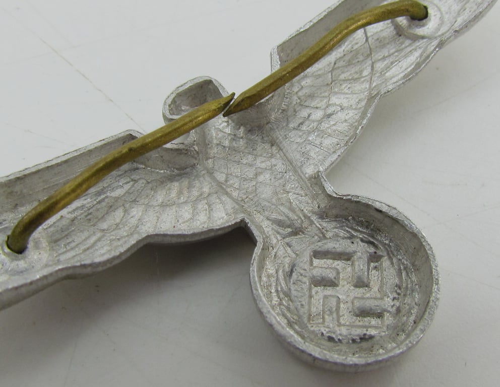 Wehrmacht (Heer) metal Visor Cap Eagle