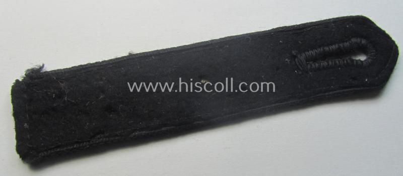 Single, black-piped so-called: 'DJ- o. Deutsches Jungvolk' shoulderstrap as was intended for usage by a: 'DJ-Mitglied' who served within the (Austrian-based): 'Bann 538' (538 = 'Gmunden')