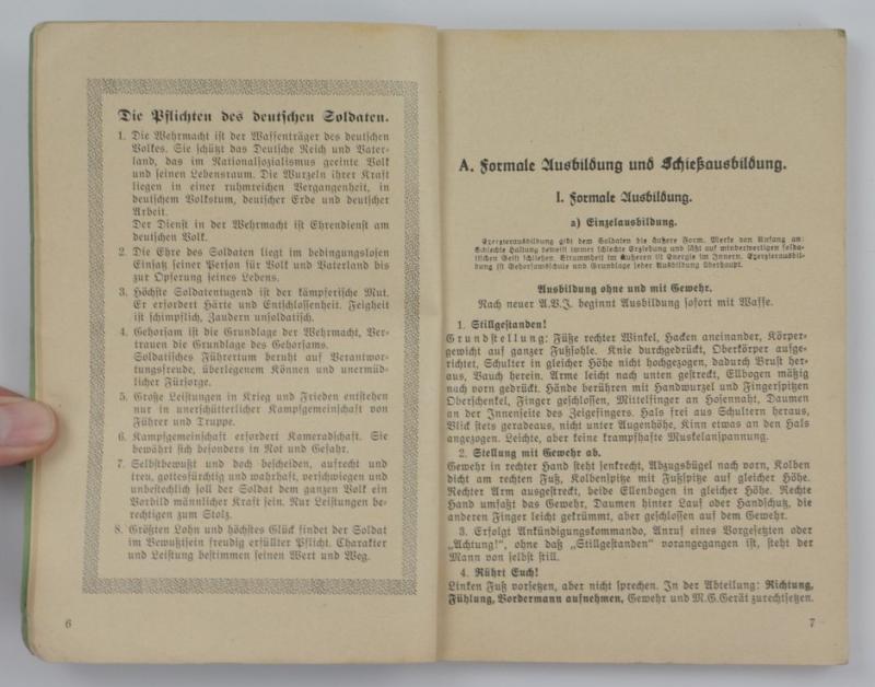 German WH Book 'Soldatenfibel Infantriedienst'