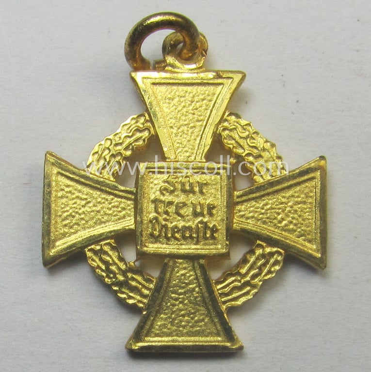 Miniature 'Treuedienst Ehrenzeichen 1. Klasse' (or: golden-class, civil loyal-service-medal  for 40 yrs. of loyal service) being a (typical) non-maker-marked 17 mm.-sized example as executed in golden-coloured 'Buntmetall' (ie. 'Tombak')