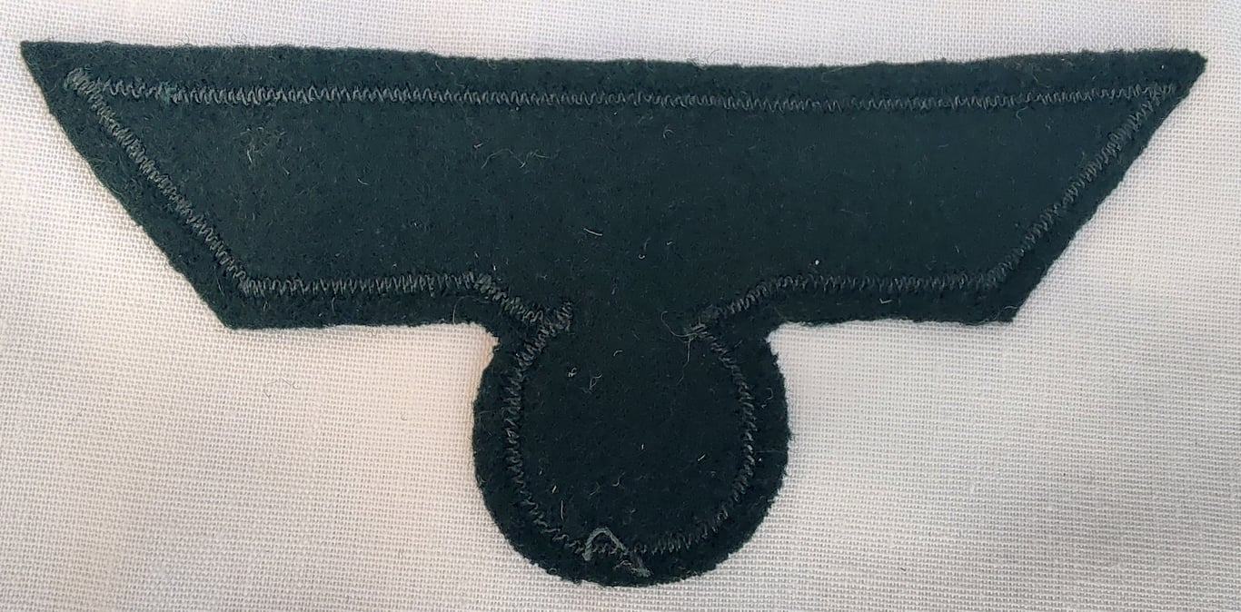 WH (Heeres) breast eagle ( 'Brustadler für Mannschaften u. Unteroffiziere des Heeres') Bevo flat wire eagle